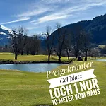 Nyaraló Turm Kaps Luxury Direkt Am Golfplatz By Belle Kitzbühel