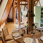 Nyaraló Turm Kaps Luxury Direkt Am Golfplatz By Belle Kitzbühel