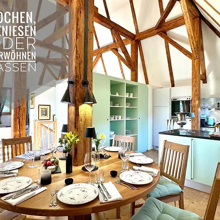 Turm Kaps Luxury Direkt Am Golfplatz By Belle 別荘 キッツビュール